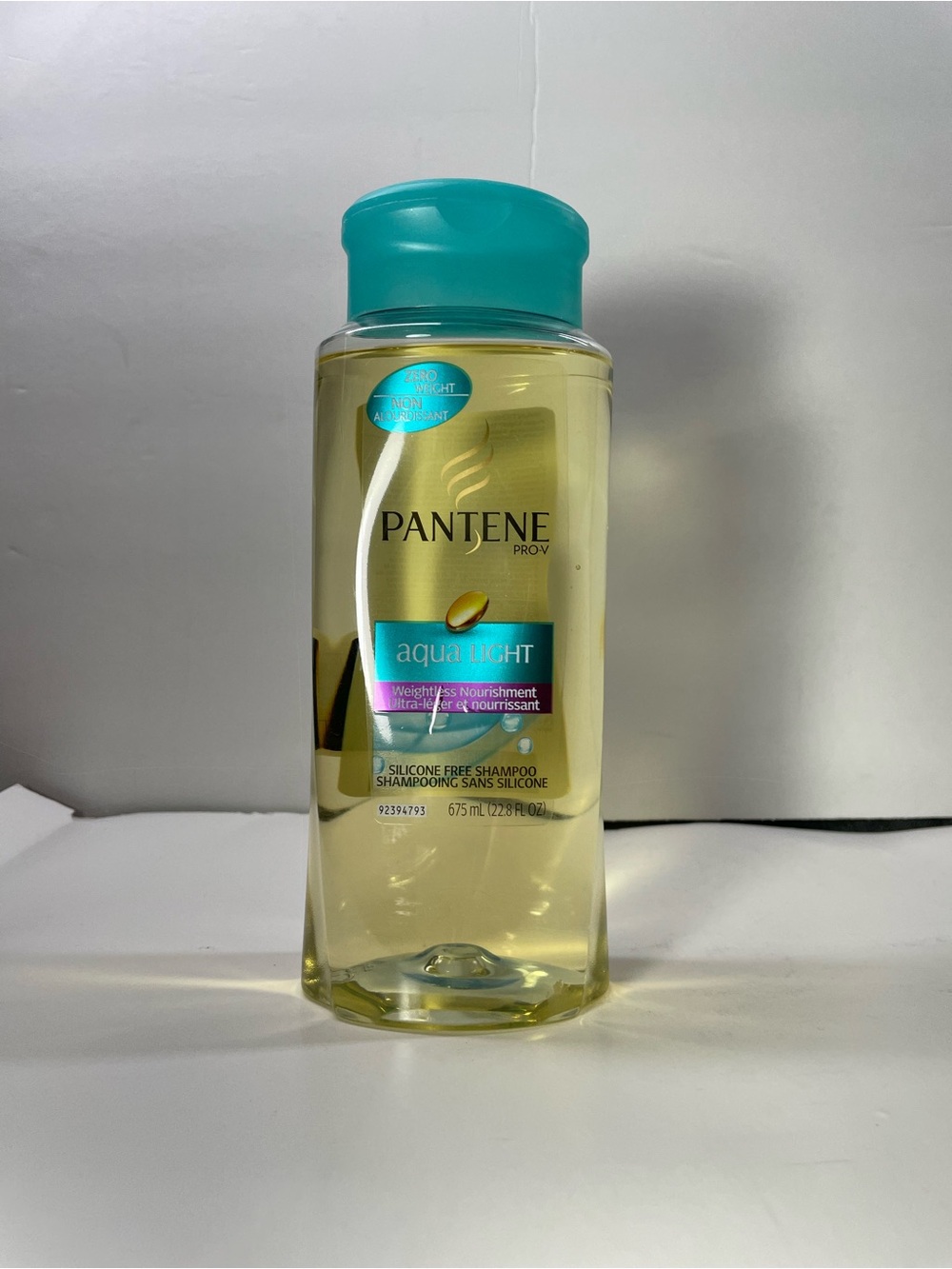 Pantene Pro-V AQUA LIGHT Lightweight Shampoo 675 ml 22.8oz